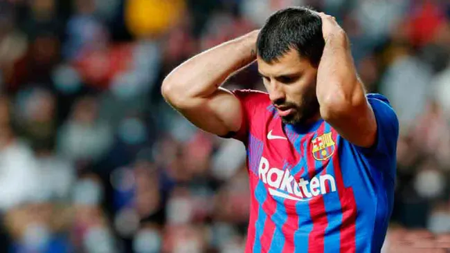 Kun Agüero lamenta una falla con el Barcelona 