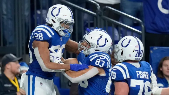 Jugadores del Colts festejando