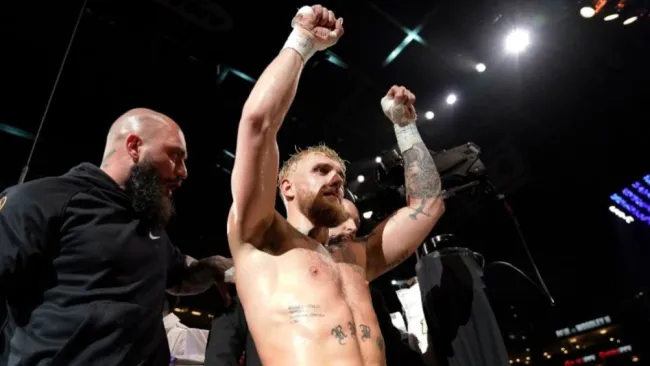 Jake Paul en su combate ante Tyron Woodley