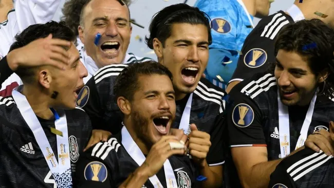 Jonathan muy cerca de llegar al América