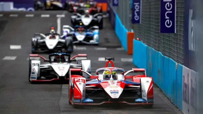 Una carrera de Fórmula E