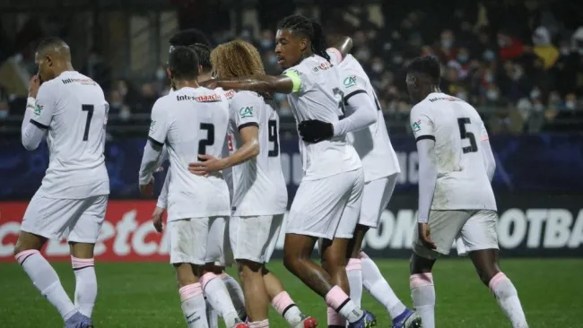 PSG avanzó a los Octavos de Final 