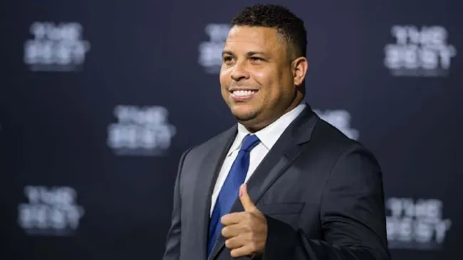 Ronaldo Nazario durante la ceremonia premiación "The Best" 