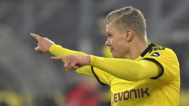 Haaland durante un partido