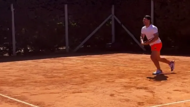 Sergio 'Kun' Agüero, en juego de tenis