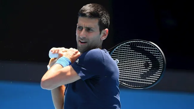 Novak Djokovic durante un entrenamiento