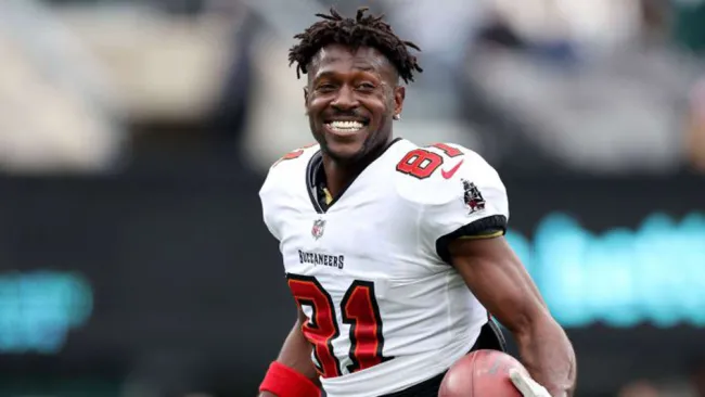 Antonio Brown en un partido de Tampa Bay