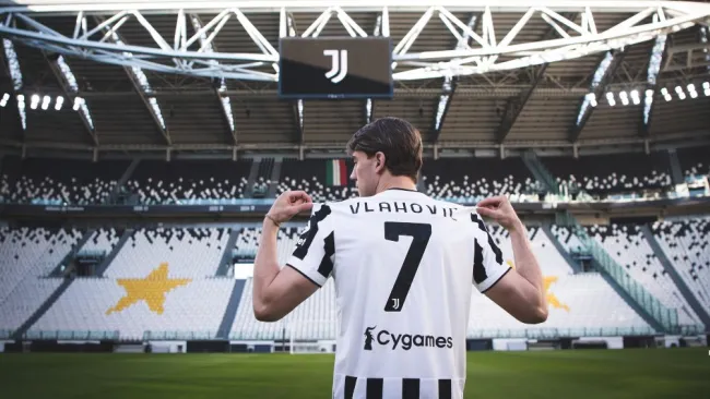 Dusan Vlahovic, nuevo jugador de la Juventus 