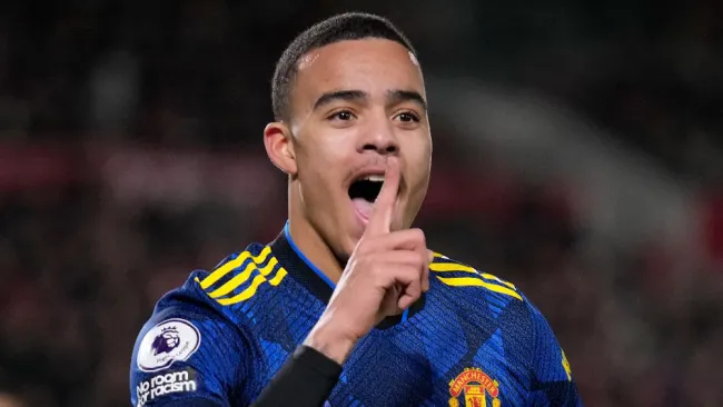 Mason Greenwood celebrando gol con el Manchester United 