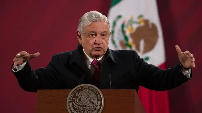 Andrés Manuel López Obrador en conferencia