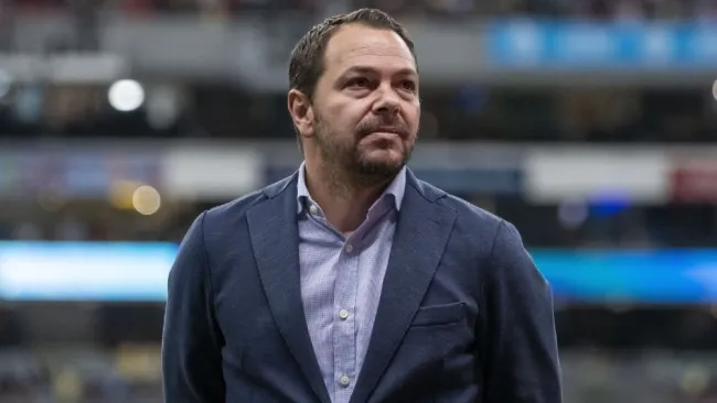 Santiago Baños en un juego del América