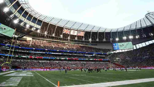 Tottenham Stadium en un partido de la NFL 