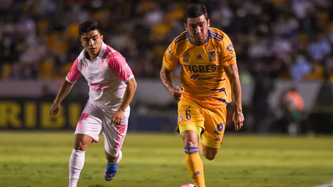 Vigón y Beltrán en el más reciente Tigres vs Chivas