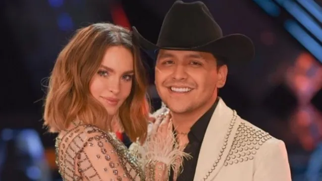 Belinda junto a Christian Nodal