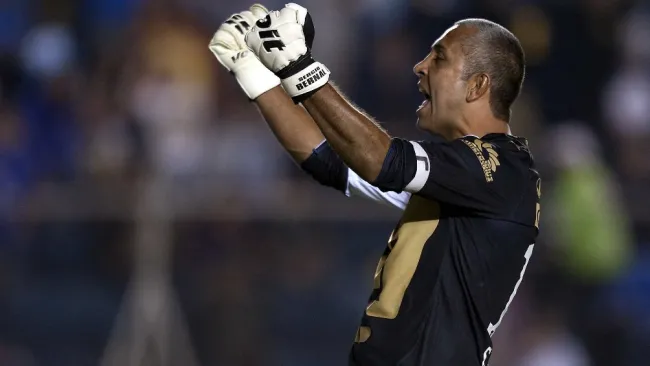 Sergio Bernal en su paso por Pumas