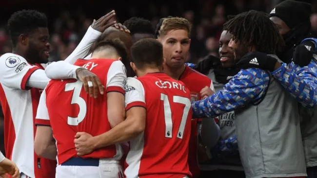 Arsenal venció 2-1 a Brentford 