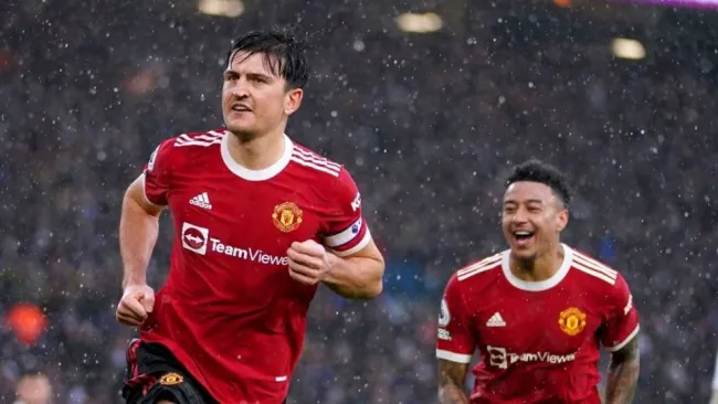 Harry Maguire festejando su anotación