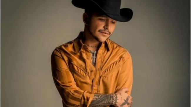 Christian Nodal 
