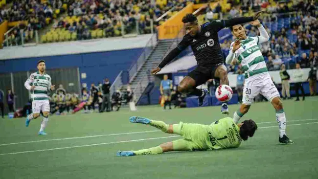 Santos perdió por goliza ante Montreal en Canadá 