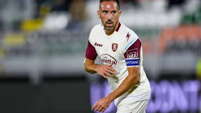 Frank Ribery, capitán del Salernitana