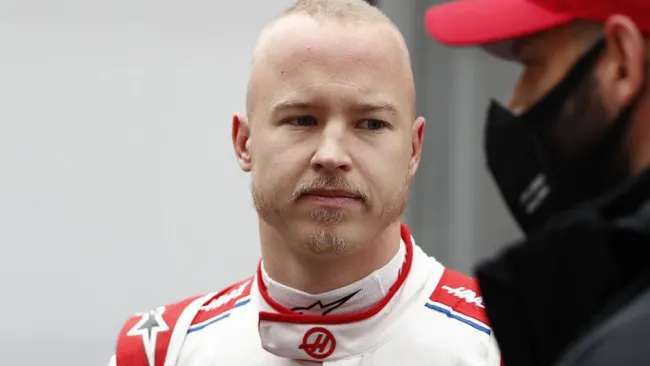 Nikita Mazepin, desconcertado tras práctica 