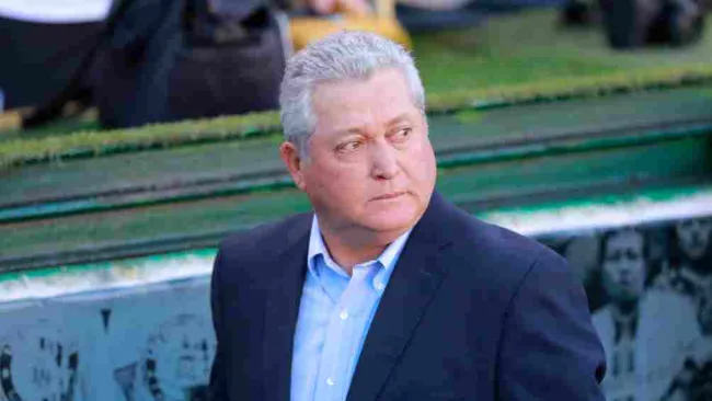 Víctor Manuel Vucetich es nuevo entrenador de Rayados 