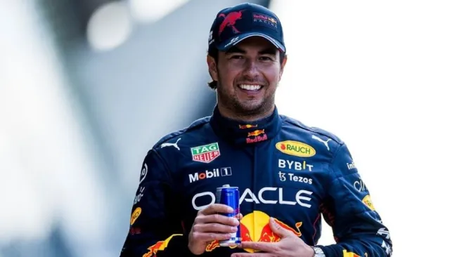 Checo Pérez tras un Gran Premio