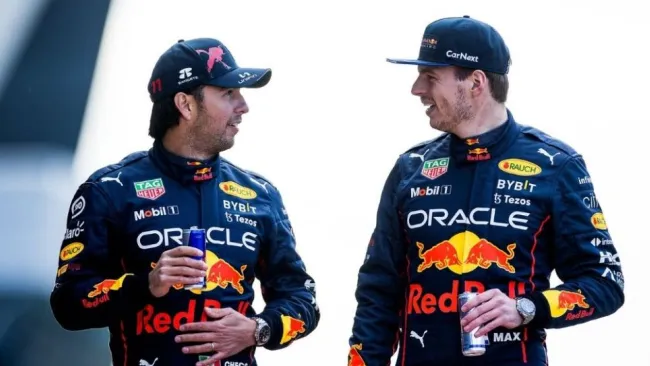 Checo Pérez y Max Verstappen