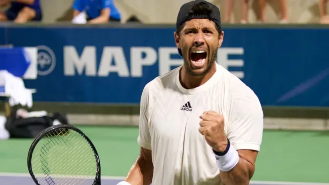 Fernando Verdasco reacciona en juego
