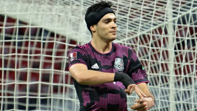 Raúl Jiménez con la Selección Mexicana