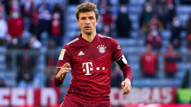 Thomas Müller jugando partido con el Bayern Munich en la Bundesliga
