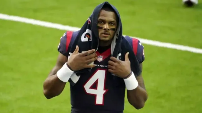 NFL: Segundo gran jurado estudia levantar cargo criminarles contra Deshaun Watson