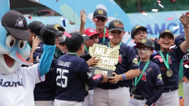 Jugadores tras ganar la MLB Cup