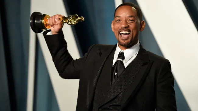 Will Smith festejado la obtención del Oscar como mejor actor