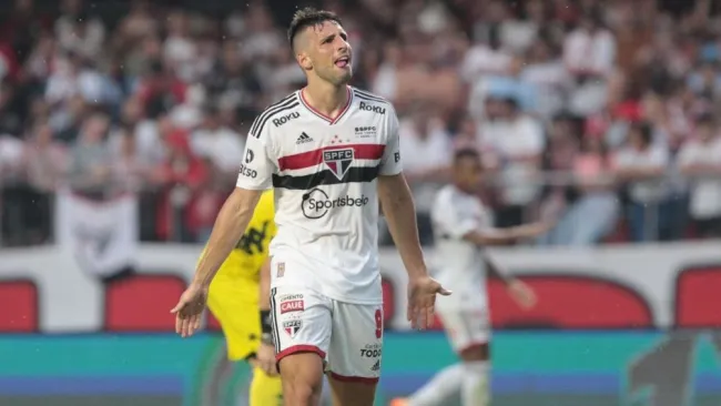 Jonathan Calleri se disculpó con el chico