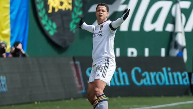 Chicharito Hernández: DT del Galaxy alabó al mexicano tras su doblete ante Portland