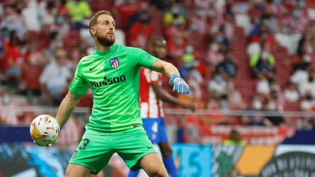 Oblak en partido con el Atleti