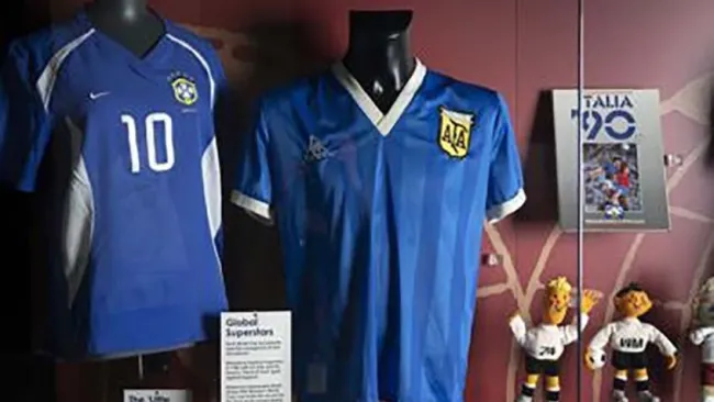 Playera de Maradona en exhibición 