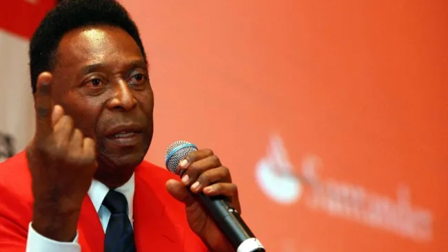 Pelé es uno de los máximos futbolistas de toda la historia