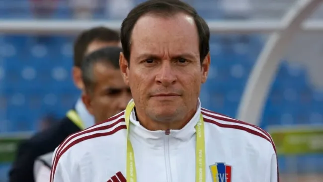 Kenneth Zseremeta, extécnico de la Vinotinto femenil