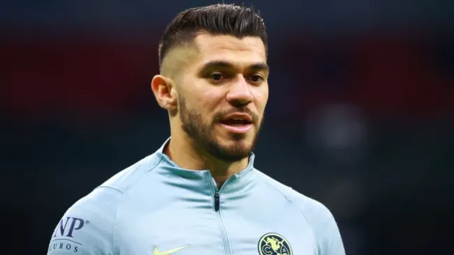 Henry Martín previo a un partido del América