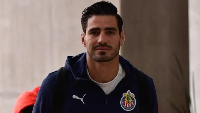 Chivas: Pollo Briseño reveló que el equipo les prohibió hablar a su llegada a la CDMX