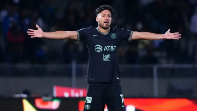 Valdez en el juego con América