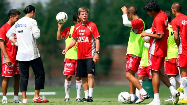 Hans Westerhof, como DT del Necaxa