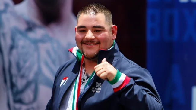 Andy Ruiz paseó con Christian Nodal