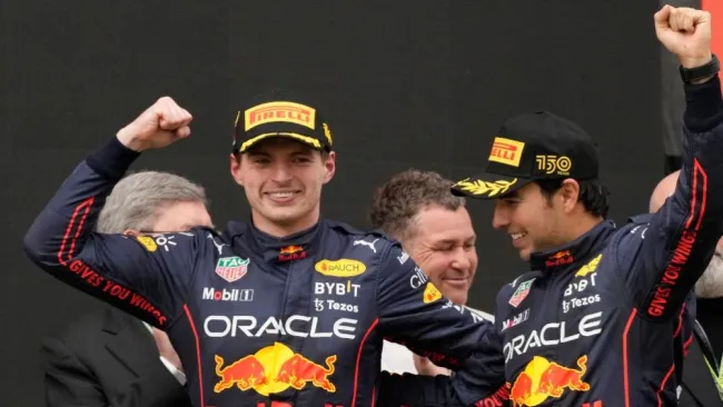 Max Verstappen y Sergio Pérez firmaron el 1-2 en el GP de Imola