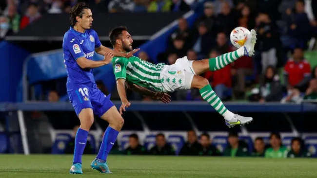 Pezzala bajo la marca de Unal