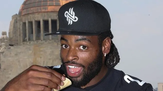 Najee Harris en México con los Steelers