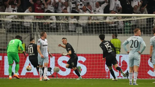 Frankfurt sacó el resultado en casa y en la serie