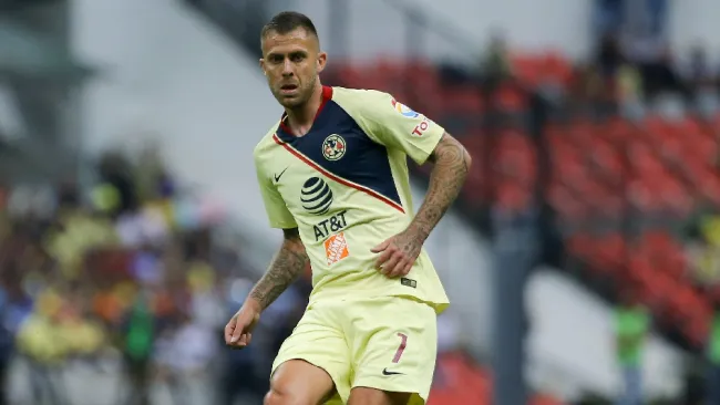 Jérémy Ménez jugando partido en la Liga MX con el América